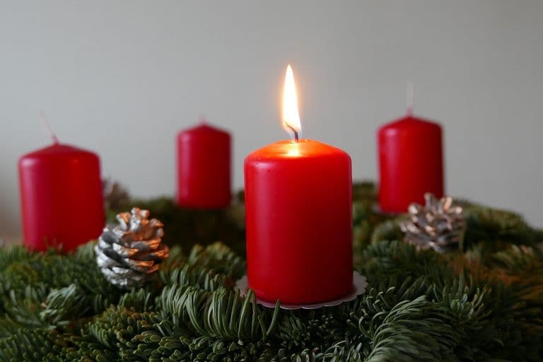 advent-wreath-4671103_1280-1.jpg